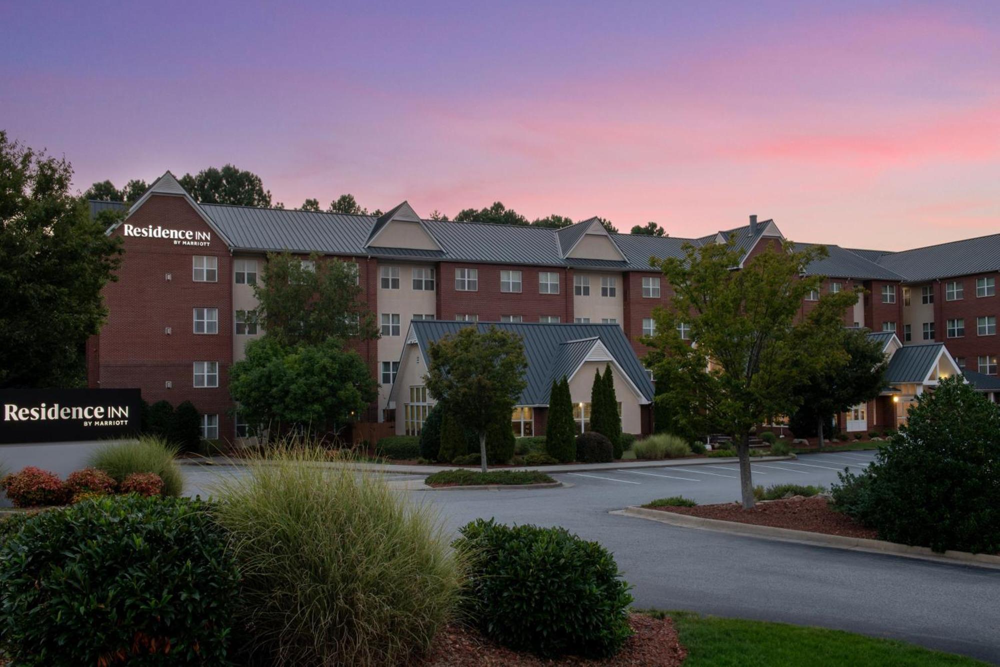 Residence Inn By Marriott Greensboro Airport Εξωτερικό φωτογραφία