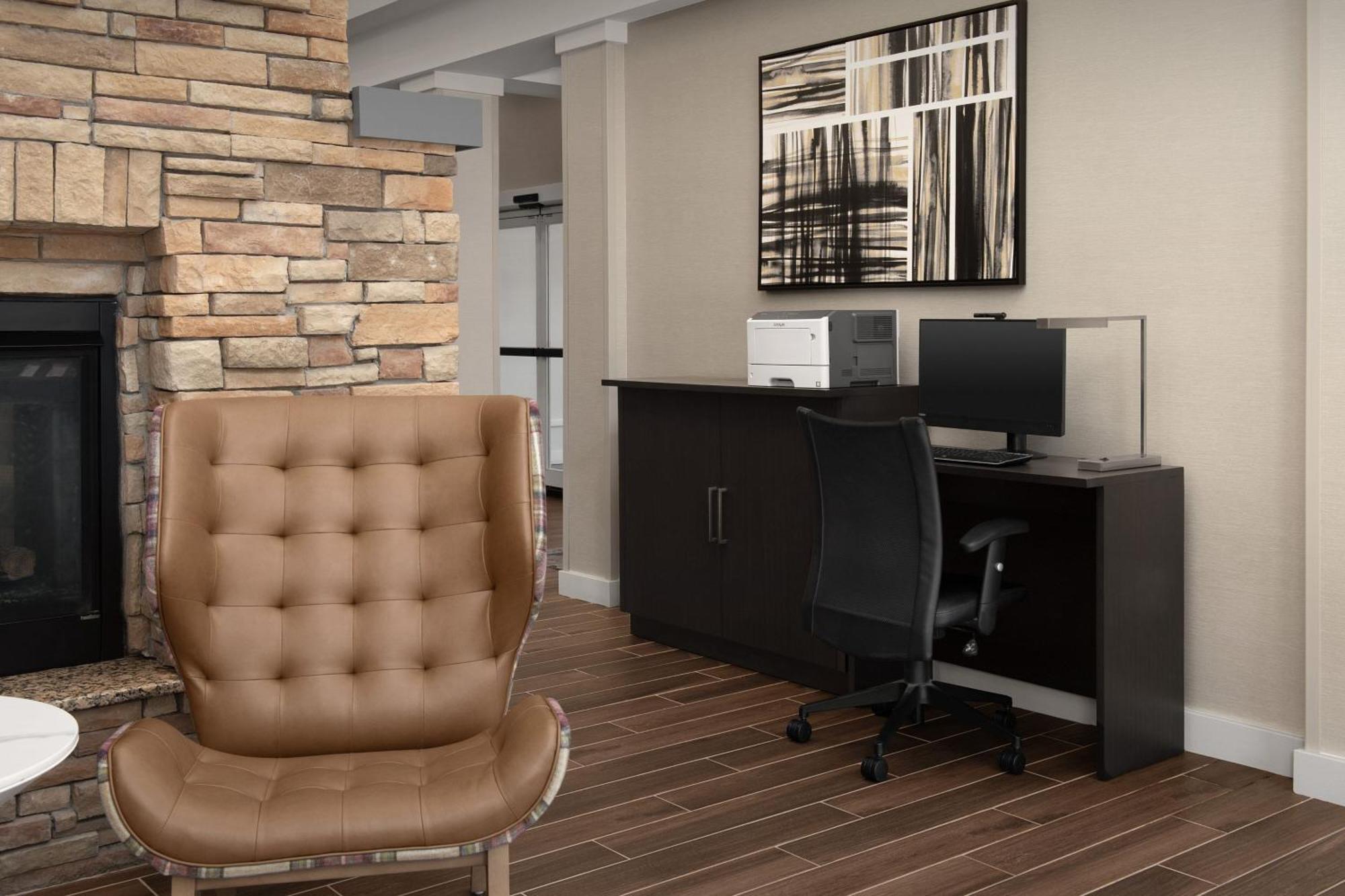 Residence Inn By Marriott Greensboro Airport Εξωτερικό φωτογραφία