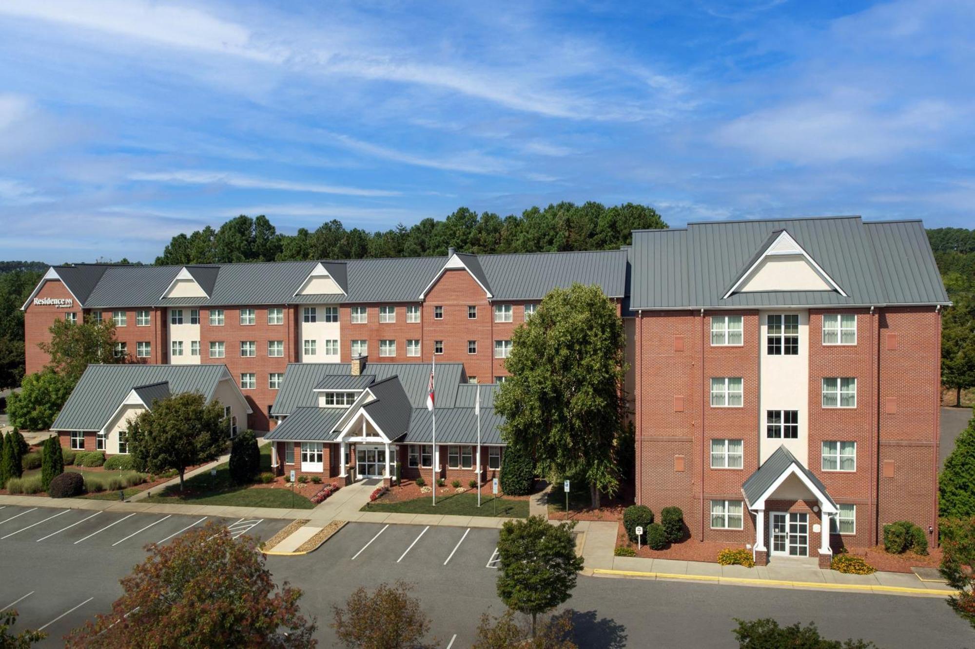 Residence Inn By Marriott Greensboro Airport Εξωτερικό φωτογραφία