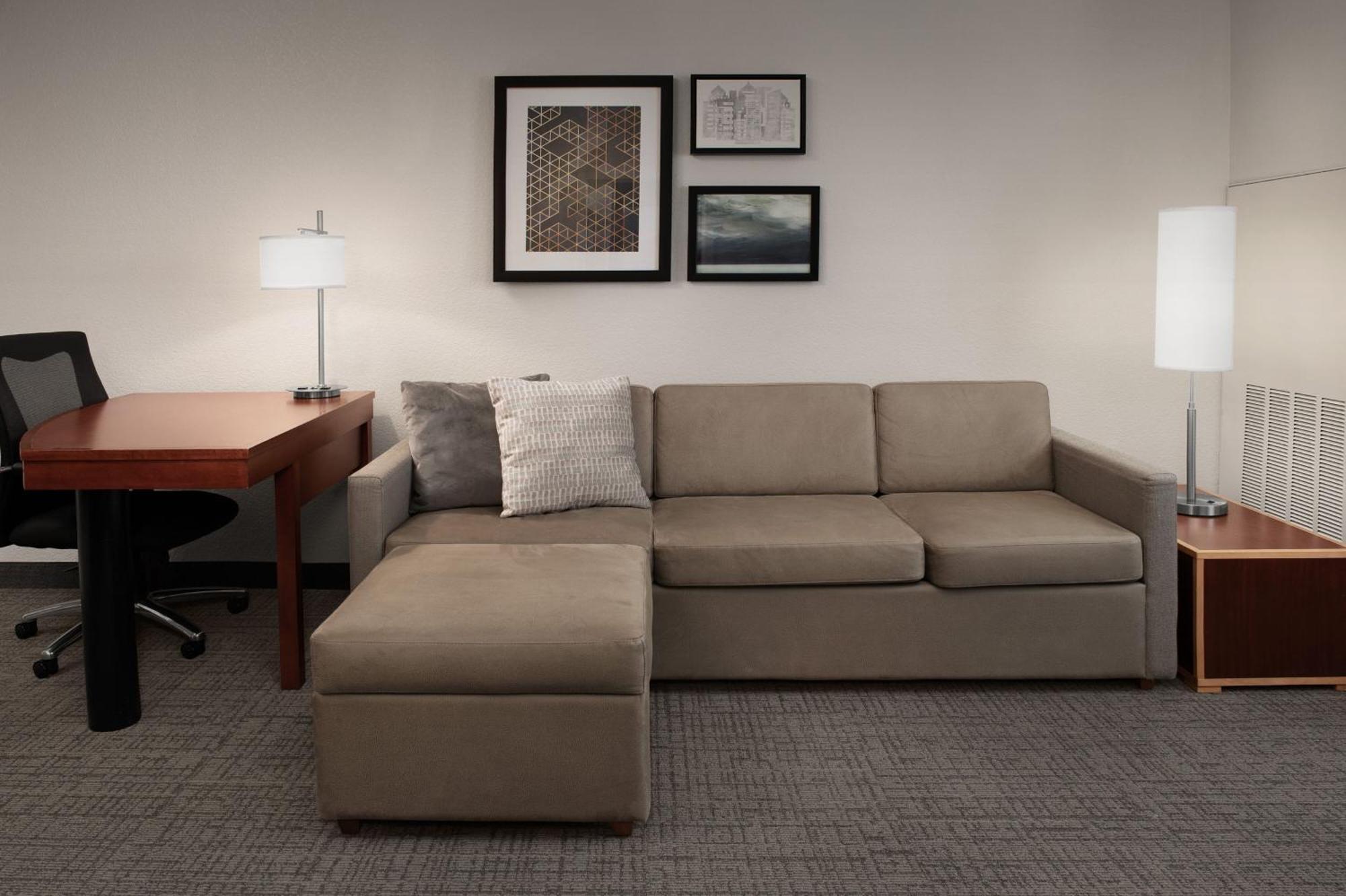 Residence Inn By Marriott Greensboro Airport Εξωτερικό φωτογραφία