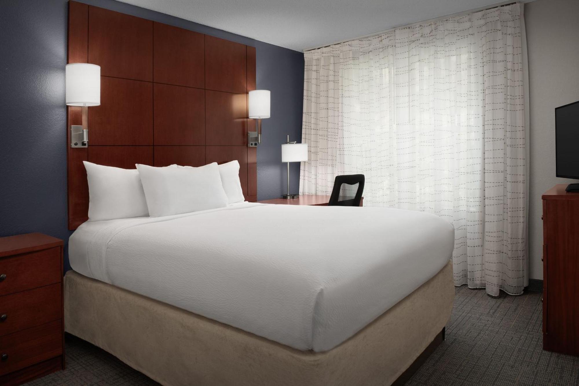 Residence Inn By Marriott Greensboro Airport Εξωτερικό φωτογραφία