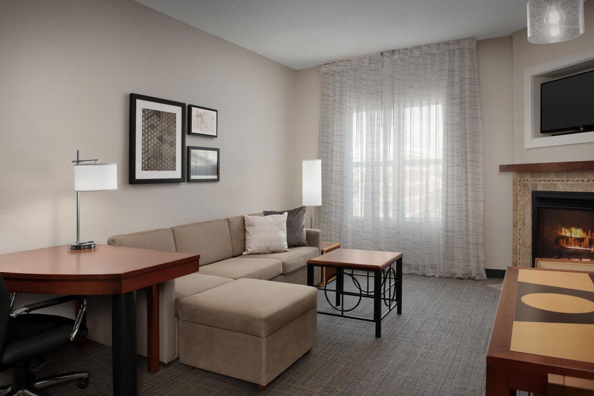Residence Inn By Marriott Greensboro Airport Εξωτερικό φωτογραφία