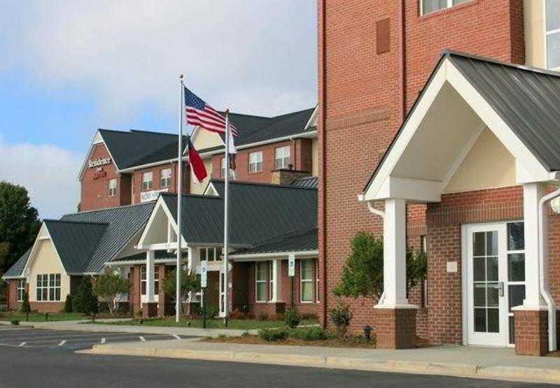 Residence Inn By Marriott Greensboro Airport Εξωτερικό φωτογραφία